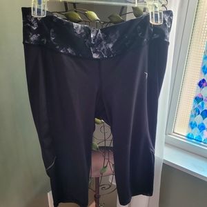 Old Navy cropped Activewear leggings